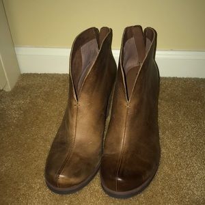 Never worn brown booties